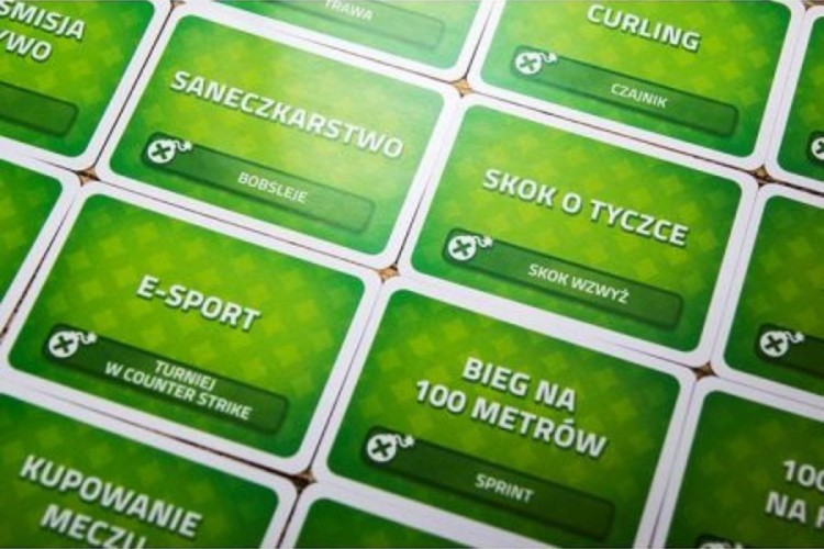 zdjecie-przedstawiajace-karty-z-gry-Czolko (2).jpg