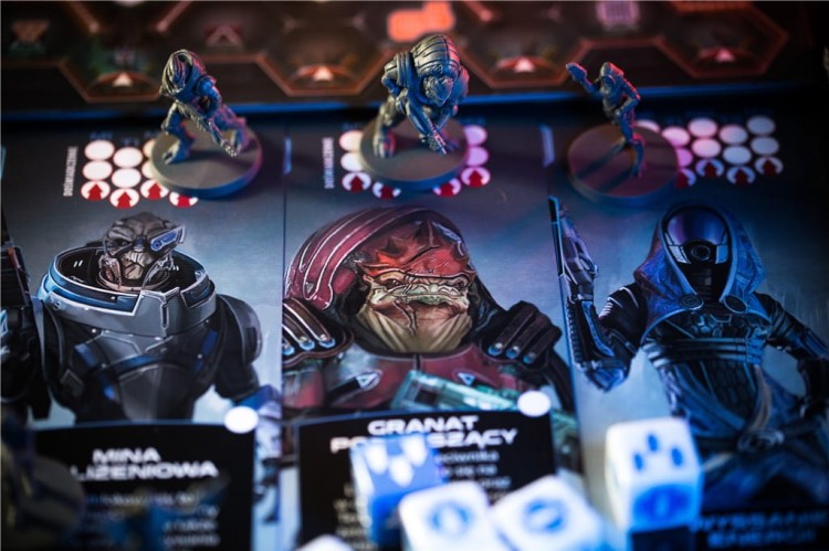 mass-efect-gra-planszowa (4).jpg